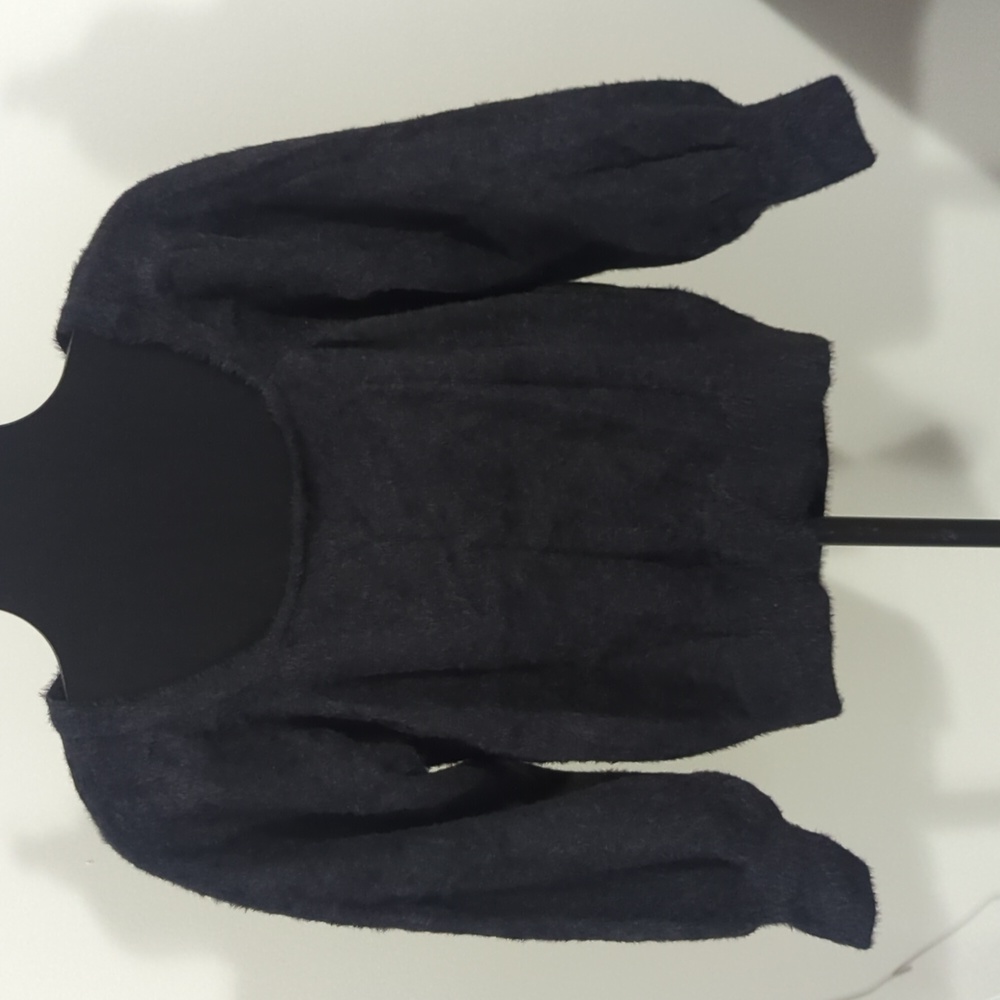 NWT Francesca's Black Balloon Sleeved Sweater